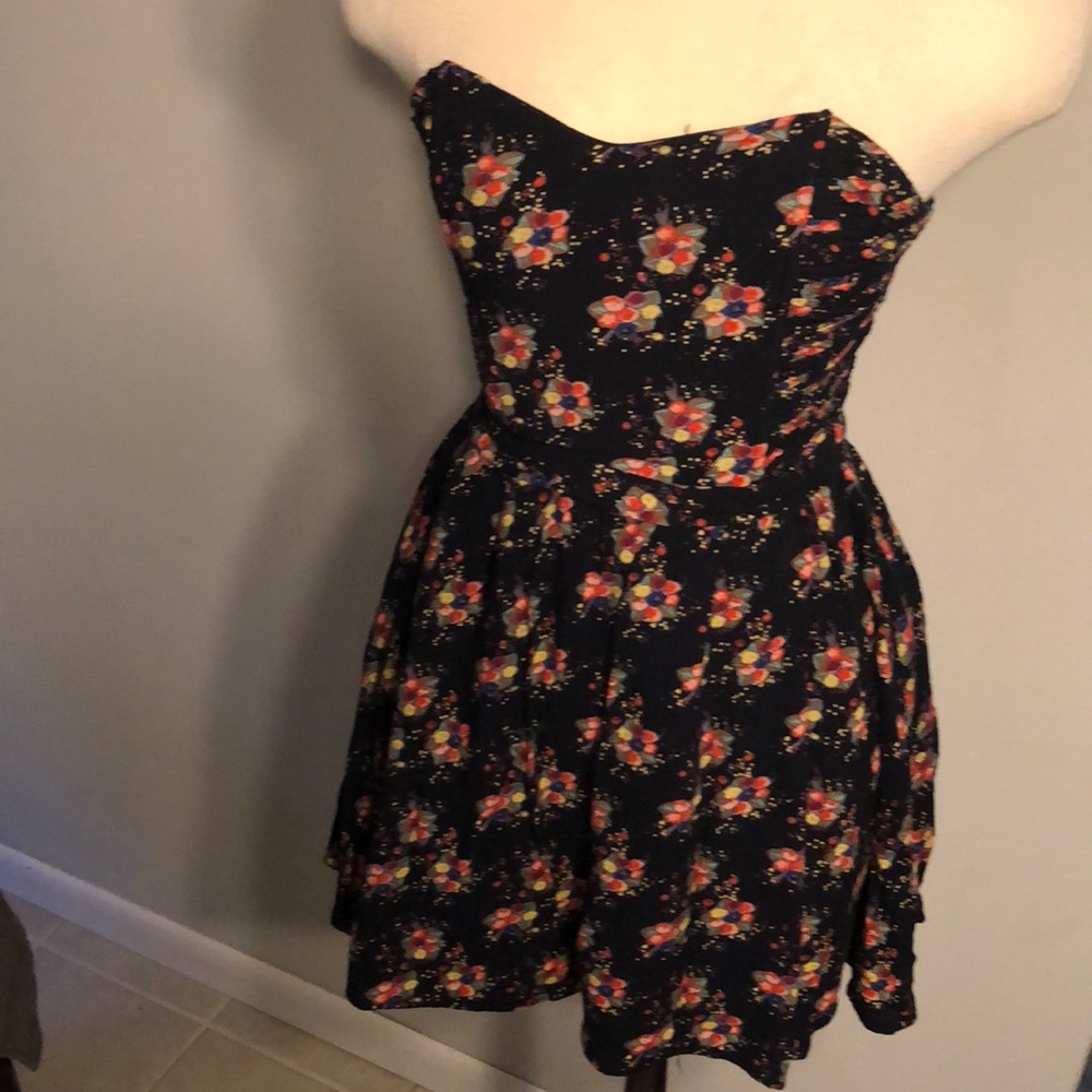 Lucca Couture Floral Dress - Picture 3 of 8